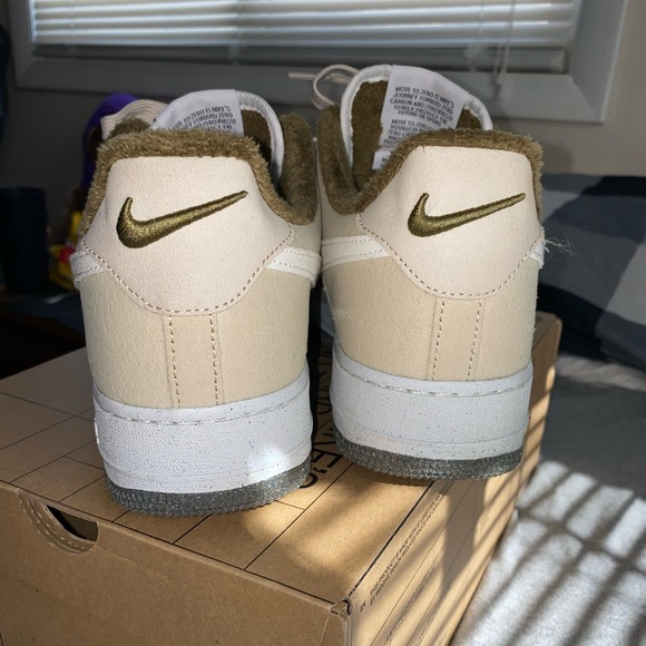 Air Force One ‘07 LV8’ Toasty. never worn. i have tags and box but tags are off. - Picture 3 of 6